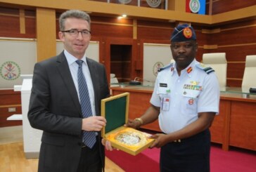 FRANCE TO SUPPORT NIGERIA TO FIGHT INSURGENCY