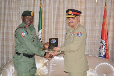 PAKISTAN DEFENCE CHIEF LAUDS NIGERIAN ARMED FORCES